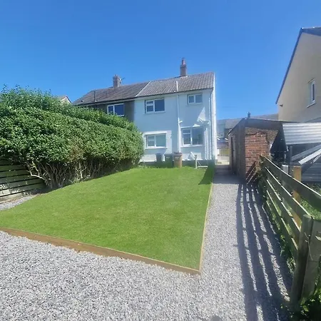 Near West Cumbria Hospital Semesterbostad Whitehaven